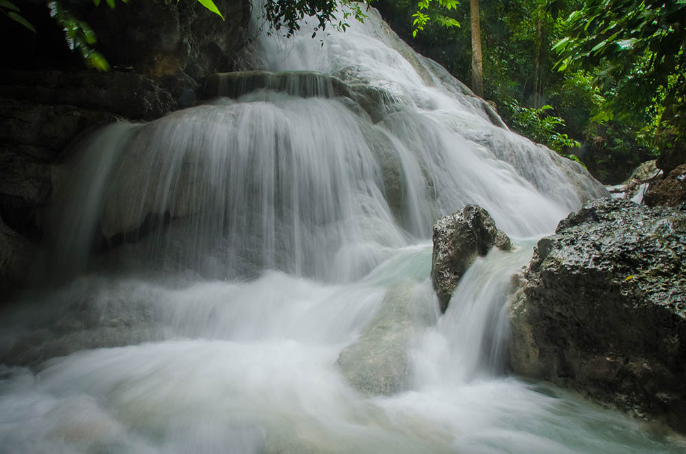 Водопады острова Себу