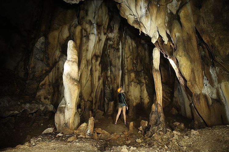 Пещера на Бохоле
